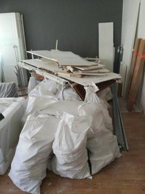 Debarrasser de gravats a Paris - Une 10iene de sacs